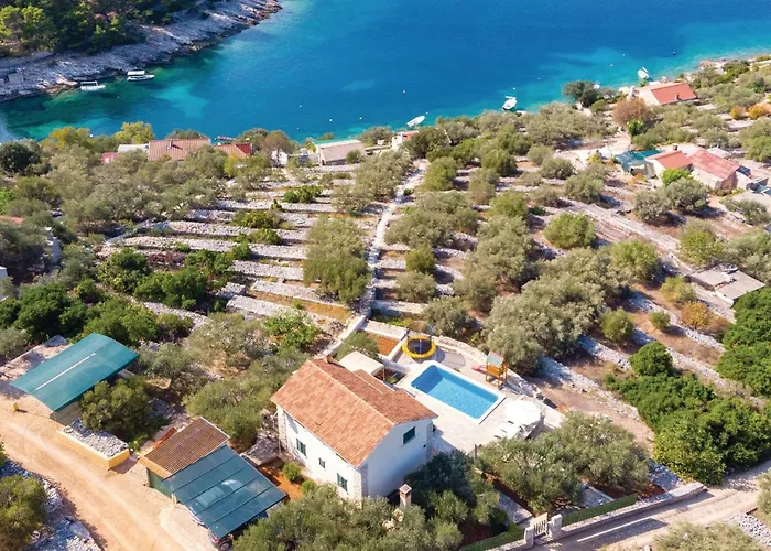 بيت للعطل Tankaraca Bb I